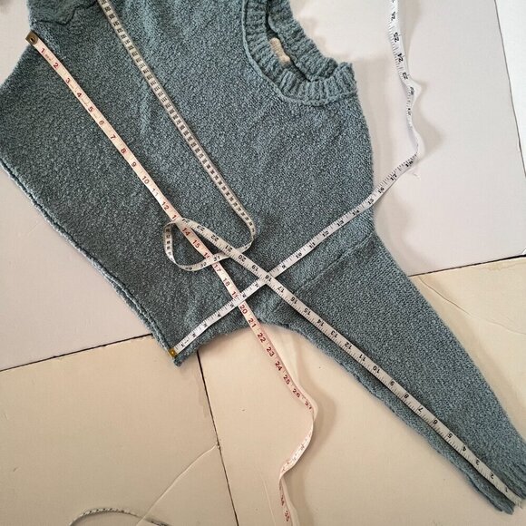 Hippie Rose Blue Crewneck Crop Knit Sweater Sz M - Picture 10 of 10